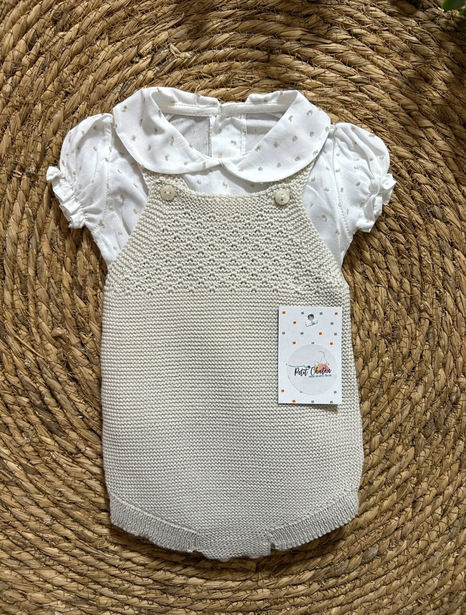 Peto y blusa plumeti. - 2